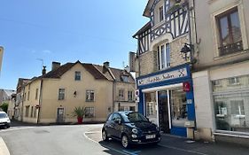 Charmante Maison en Pierre - Centre Ville - Plage
